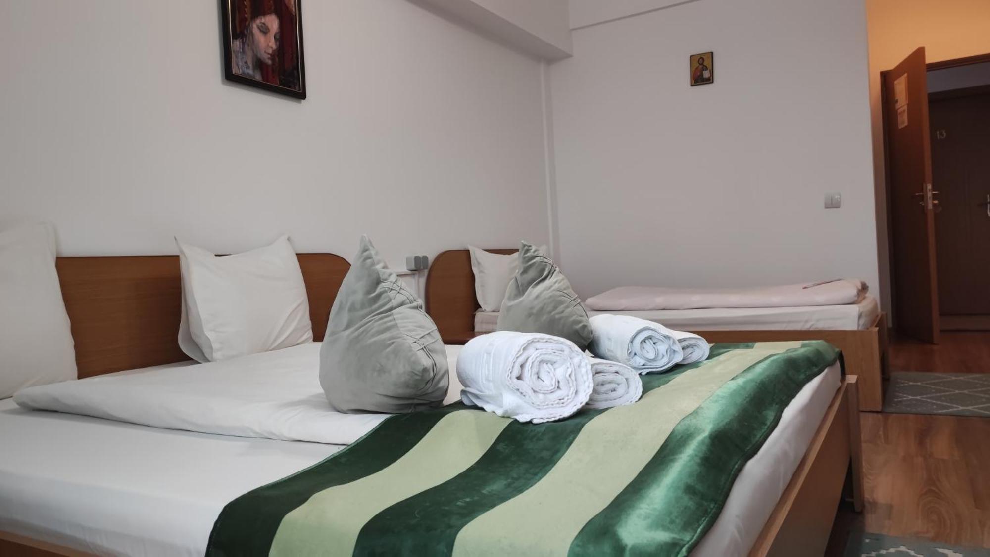 Motel Prislop Haţeg Buitenkant foto