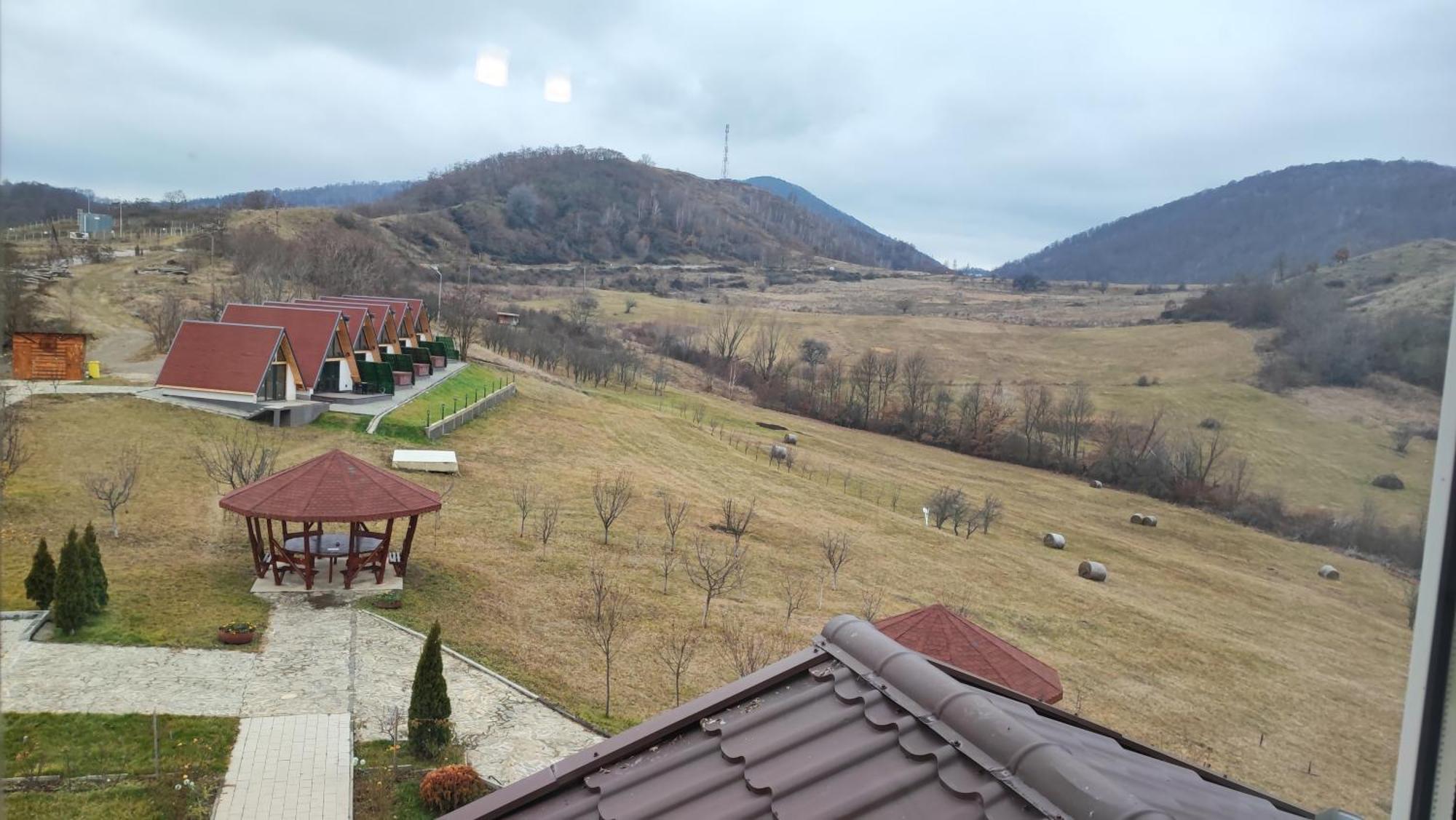 Motel Prislop Haţeg Buitenkant foto
