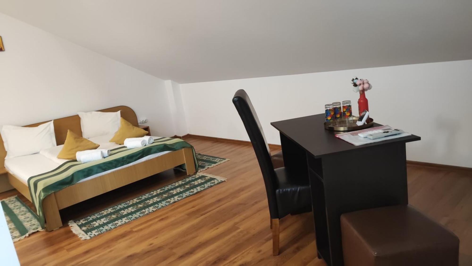Motel Prislop Haţeg Buitenkant foto